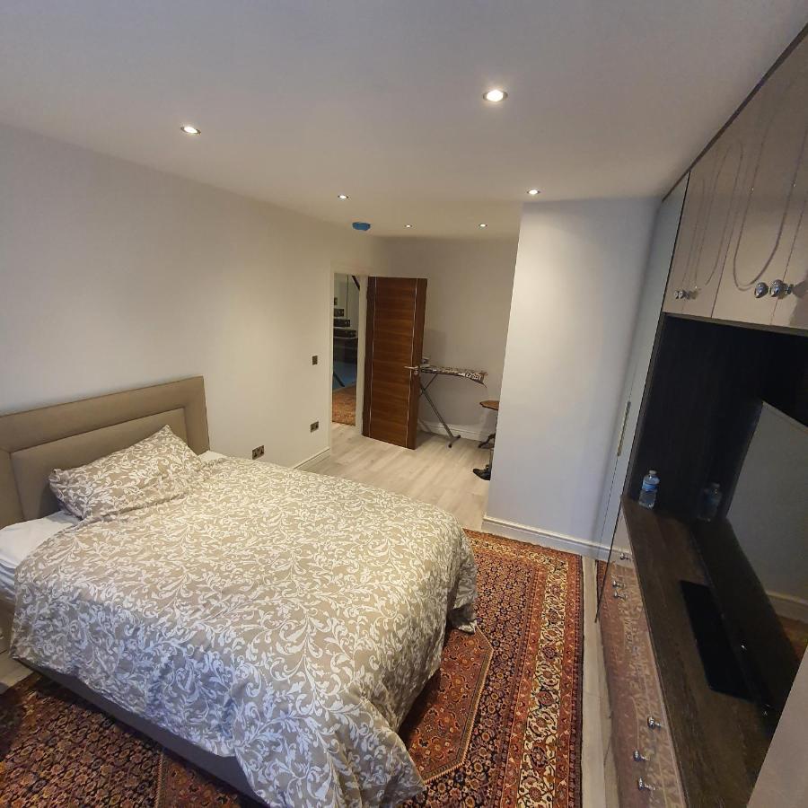 Hospedagem domiciliar 64 Salmon Street Londres